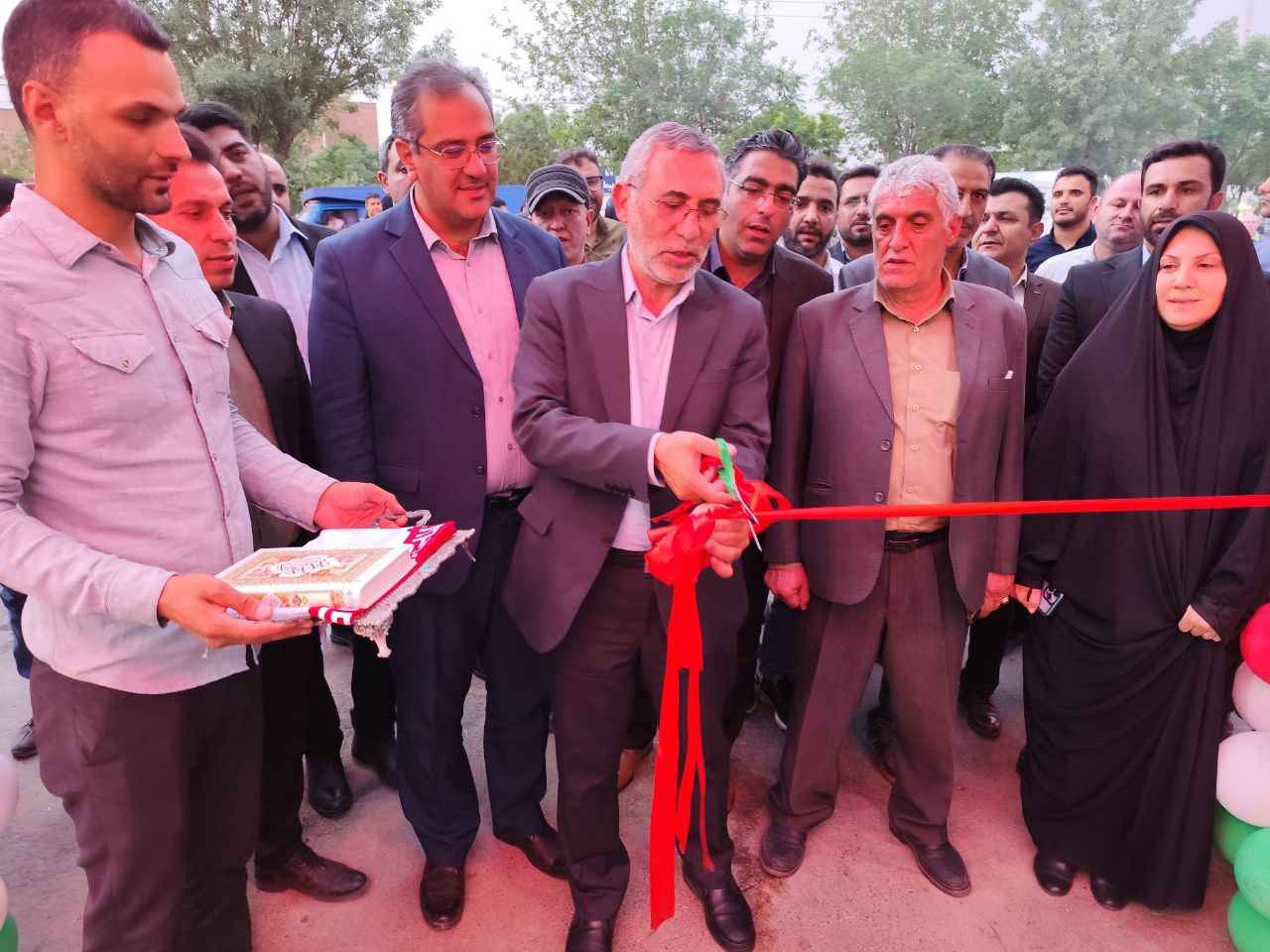 افتتاح ۵ پروژه فرهنگی، عمرانی، تفریحی، ورزشی و رفاهی در قرچک